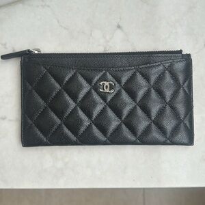 Chanel 2018 Interlocking CC logo pouch